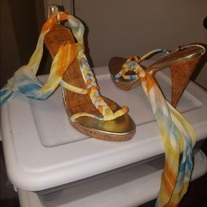 Island Wrap up Shoes